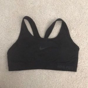nike pro sports bra